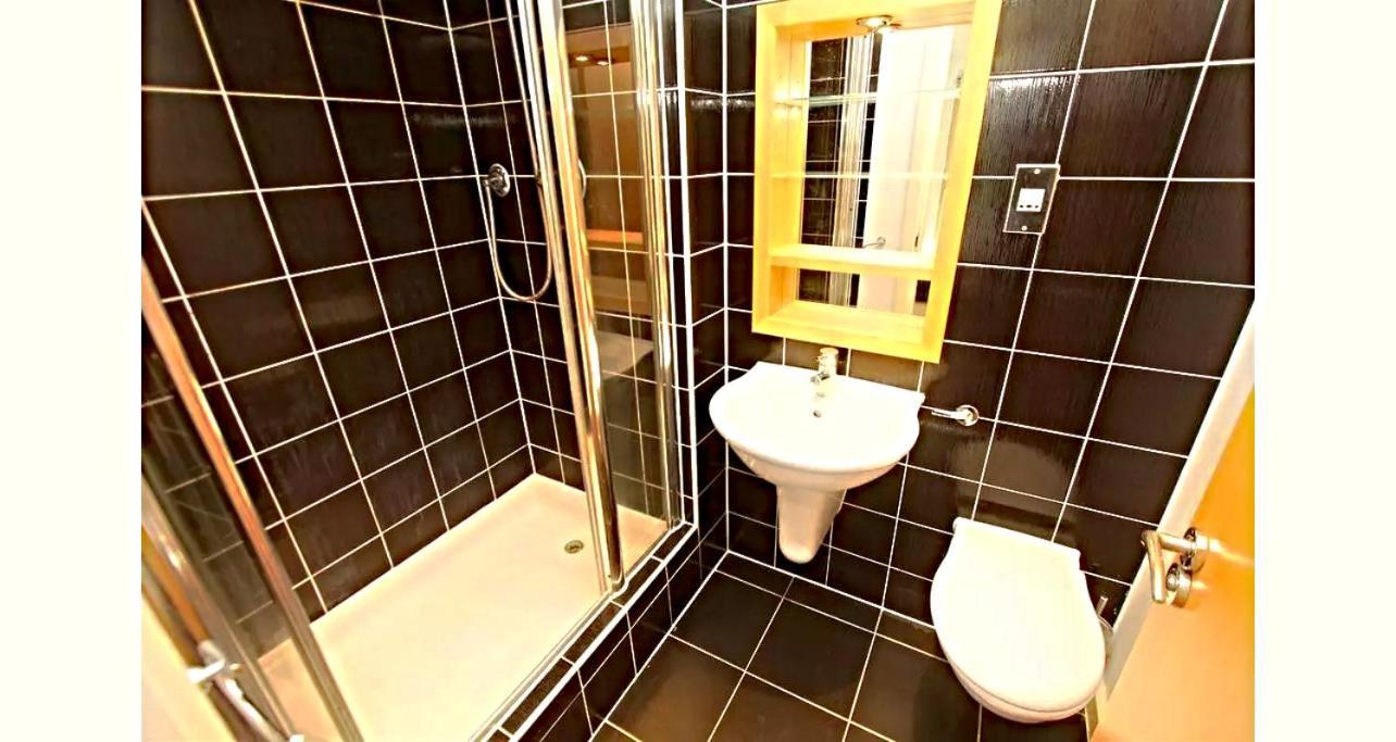 Luxury Penthouse Apartment Λιντς Εξωτερικό φωτογραφία