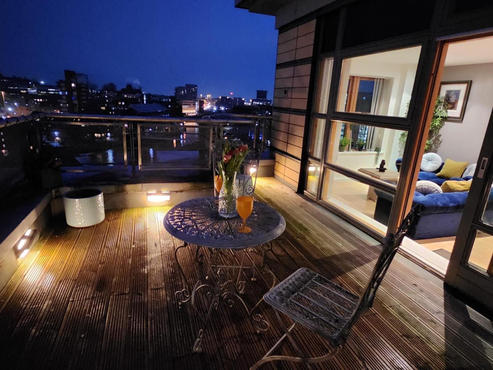 Luxury Penthouse Apartment Λιντς Εξωτερικό φωτογραφία
